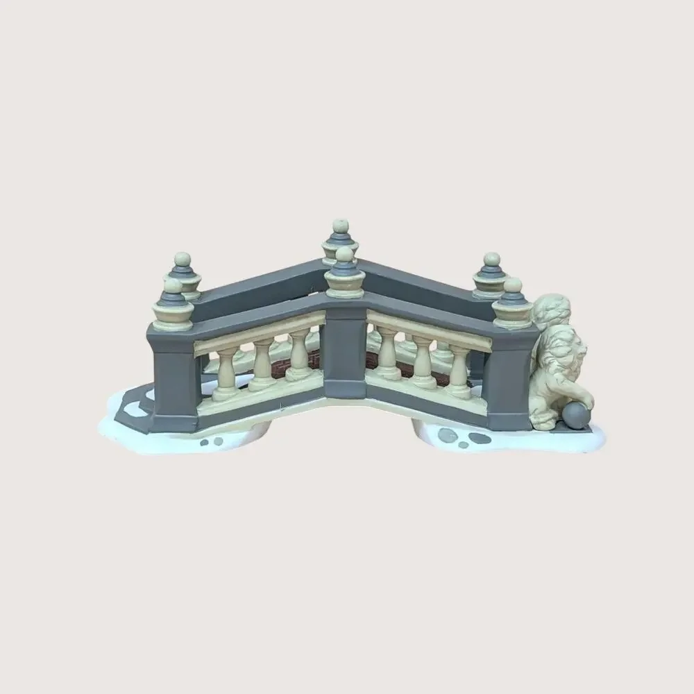 1990s Dept 56 Ceramic Heritage Village Lionhead Bridges Set